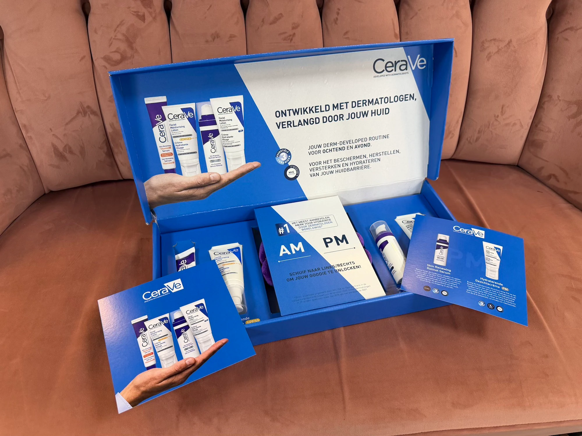 CeraVe — Gezichtsverzorging, geopende doos